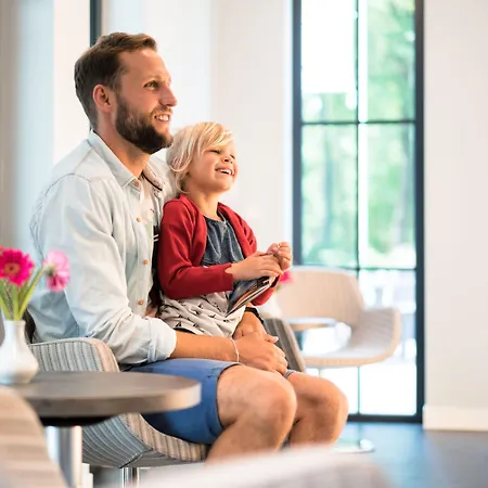 Ξενοδοχείο Akzent Residenz 4*