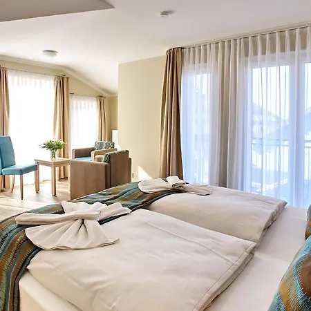 Akzent Residenz Hotel 4*