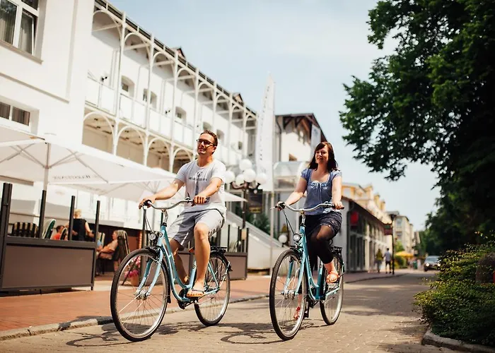 فندق Akzent Residenz 4*